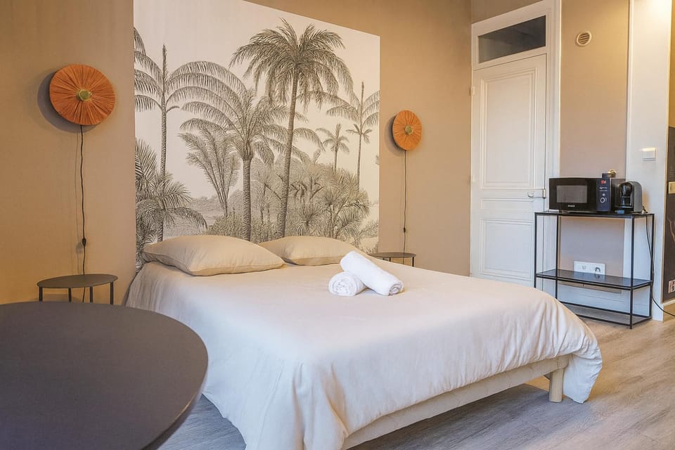 Suite Piano Apartment in Lyon