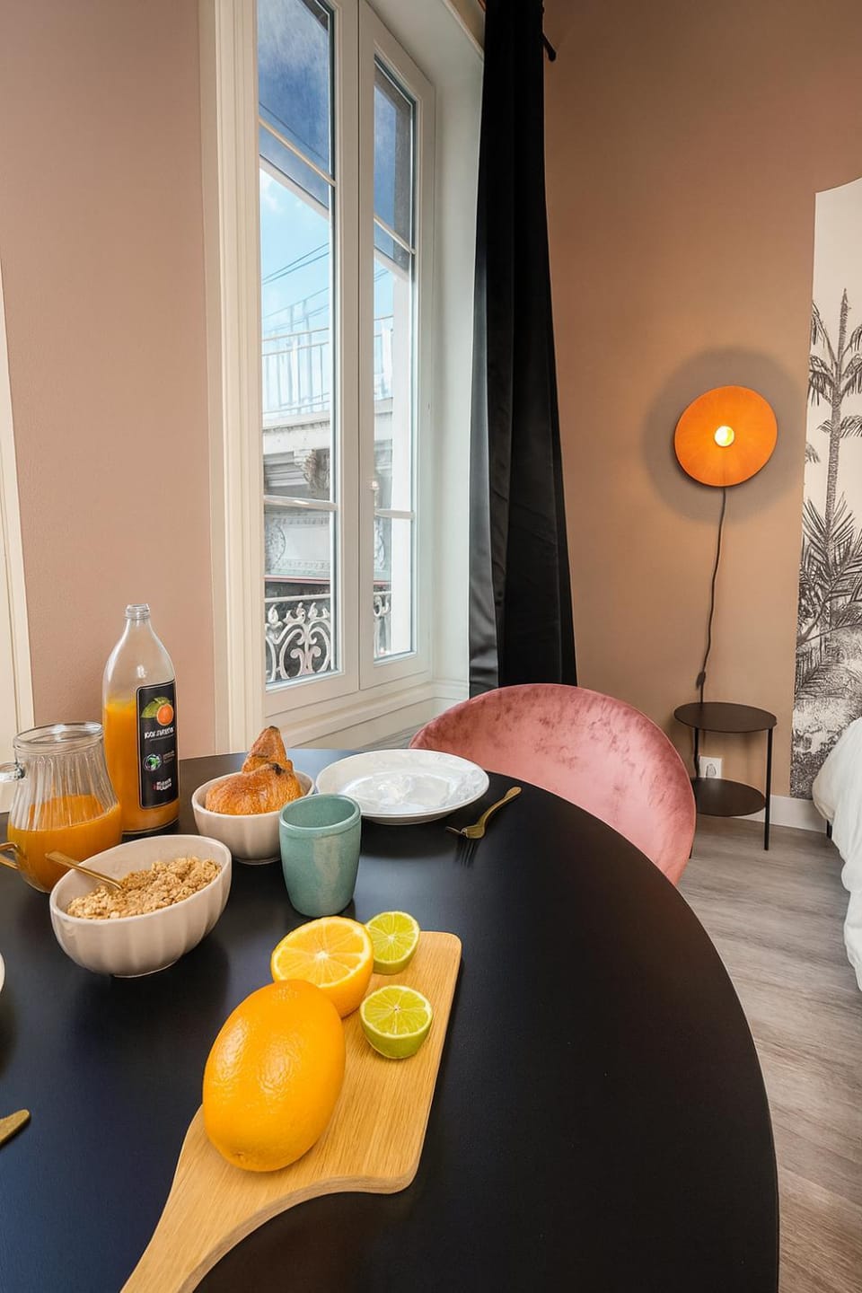 Suite Piano Apartment in Lyon