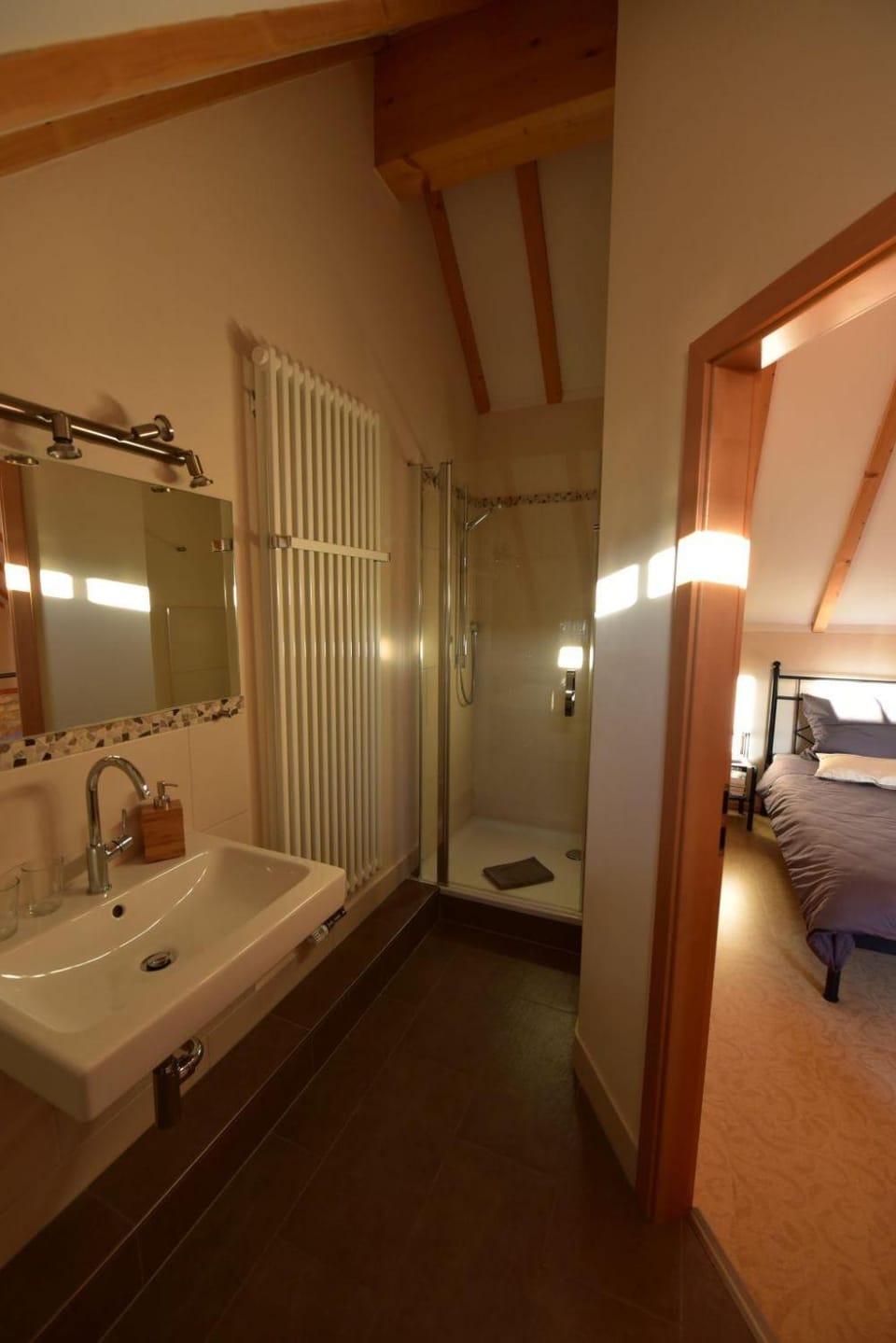 Bathroom, Photo of the whole room
