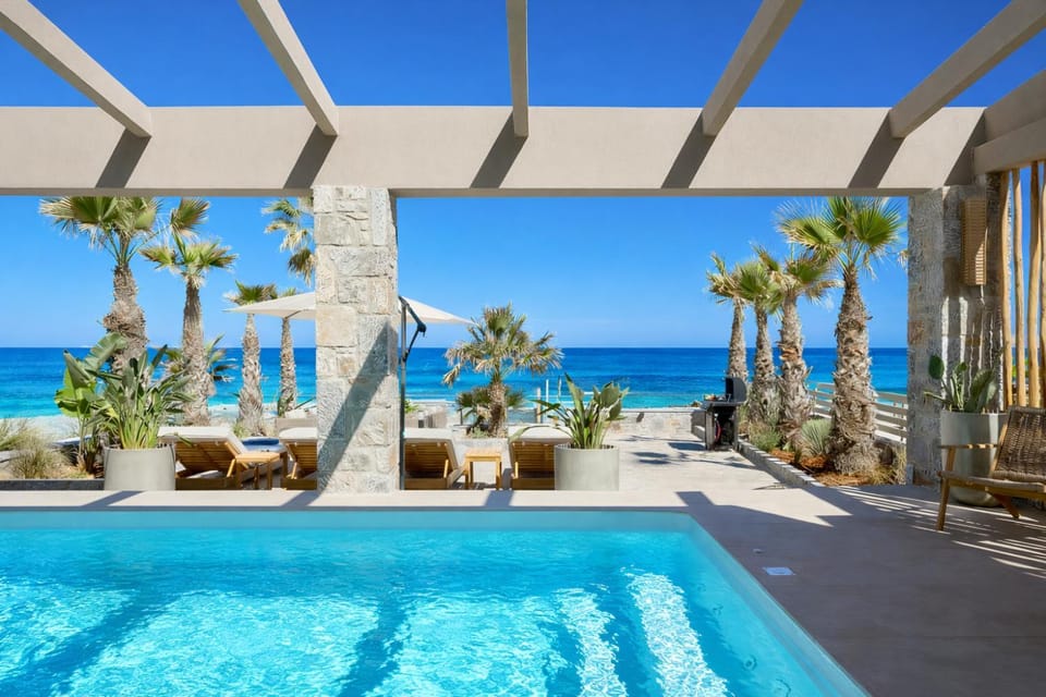 Sea view, Swimming pool, sunbed