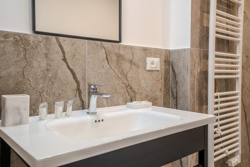 Italianflat - Vandom 1 Suite Duomo Foresteria Lombarda Bed and Breakfast in Milan