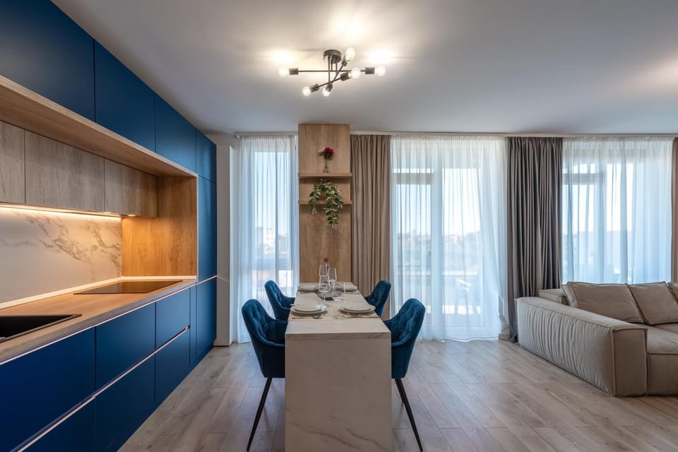 Living room, Dining area