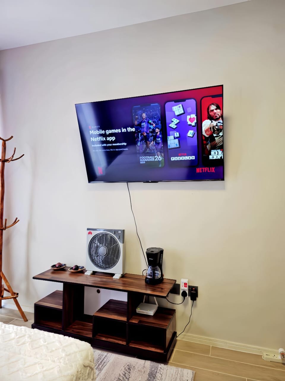 TV and multimedia, Evening entertainment
