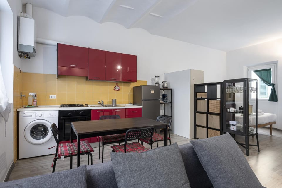 Kitchen or kitchenette, Dining area, oven, stove, washing machine, air conditioner