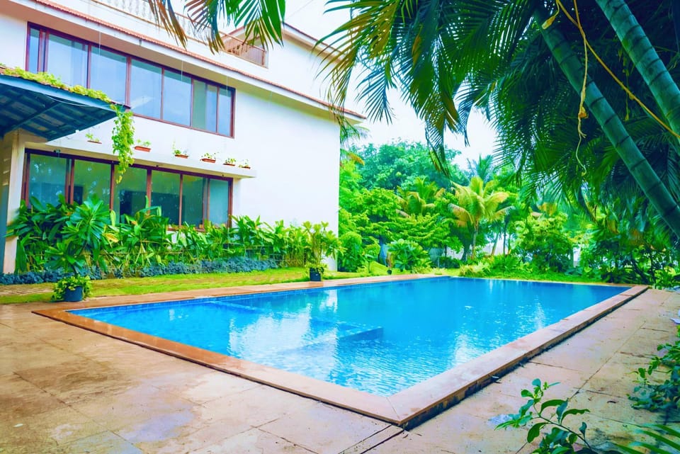 Luxury Seaside 8bhk Beach Villa Alibaug C-7OOO AND 28288I Villa in India
