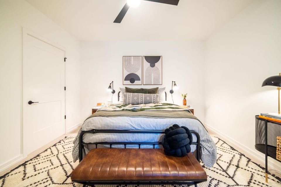 Photo of the whole room