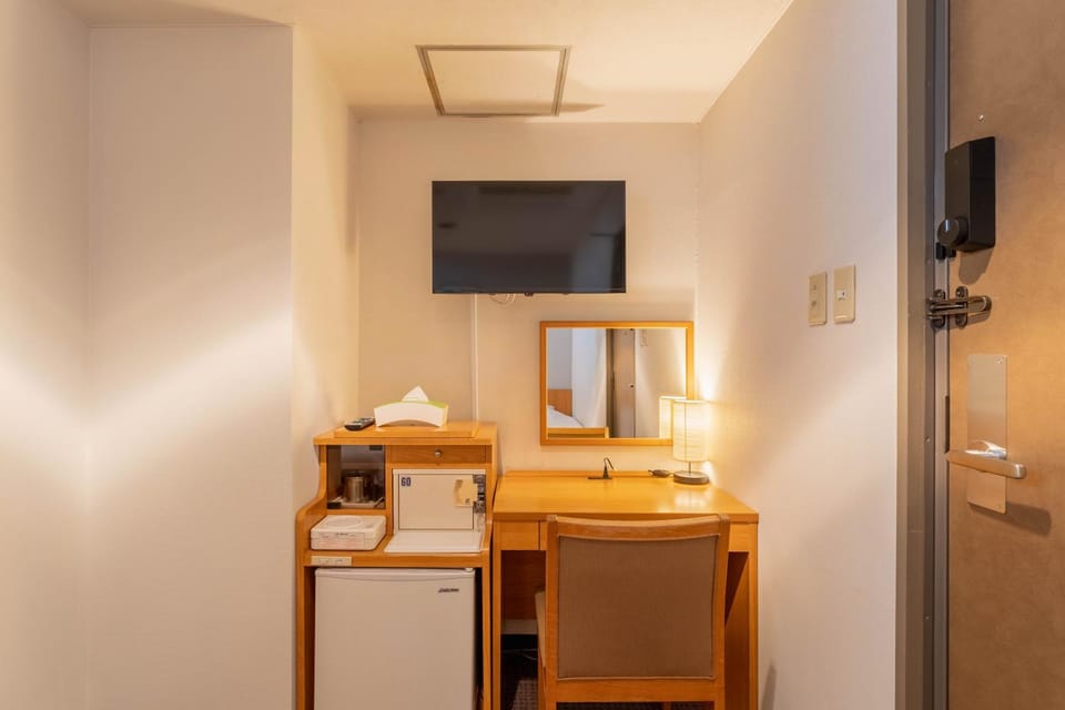 TV and multimedia, Photo of the whole room