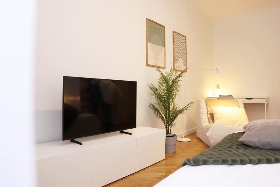 Nowy Kleparz 102 sqm with 3 Separate Bedrooms Apartment in Krakow