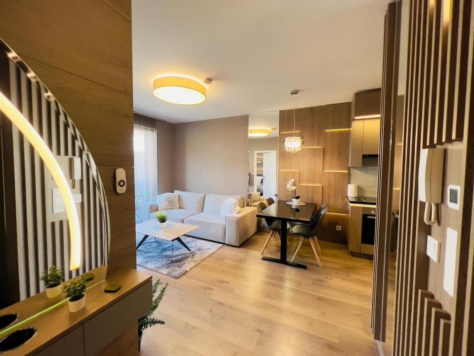 Karzo Property LU 208 Free Garage Apartment in Budapest