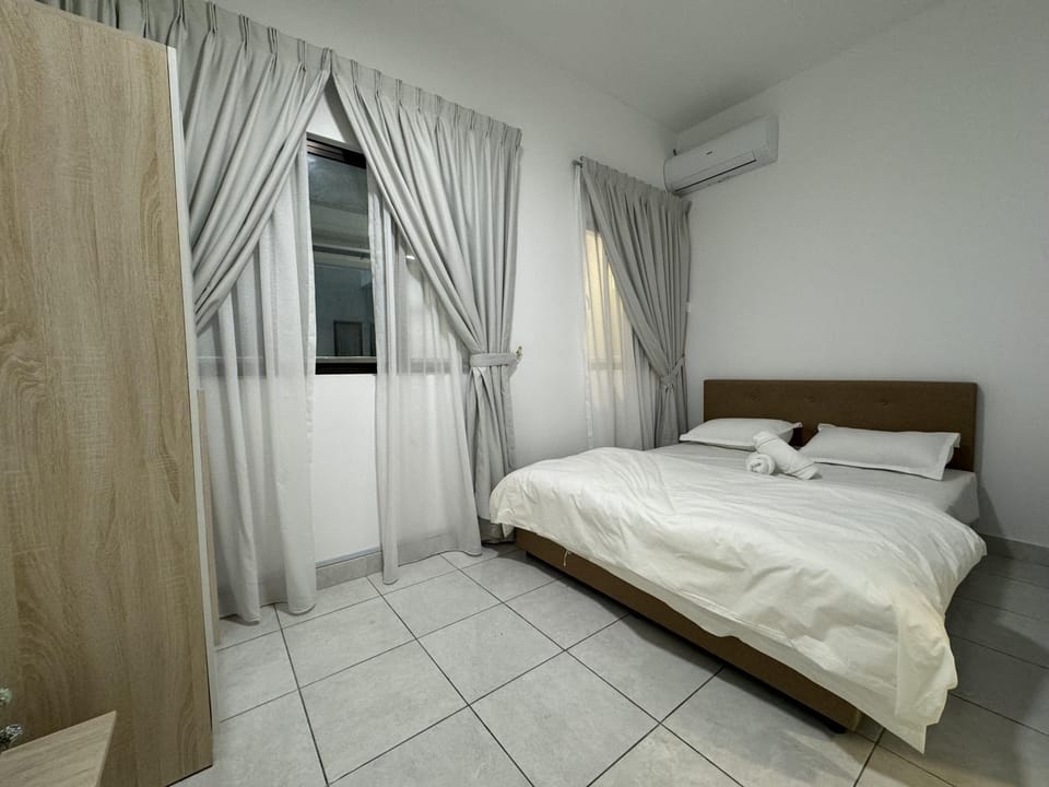 Bed, Bedroom, towels, wardrobe, air conditioner