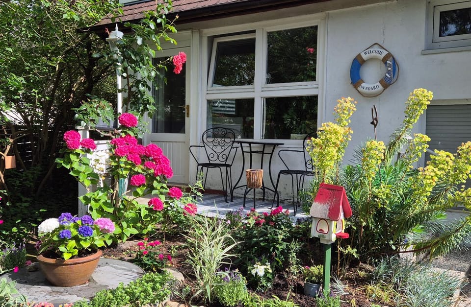 Garden, Garden view