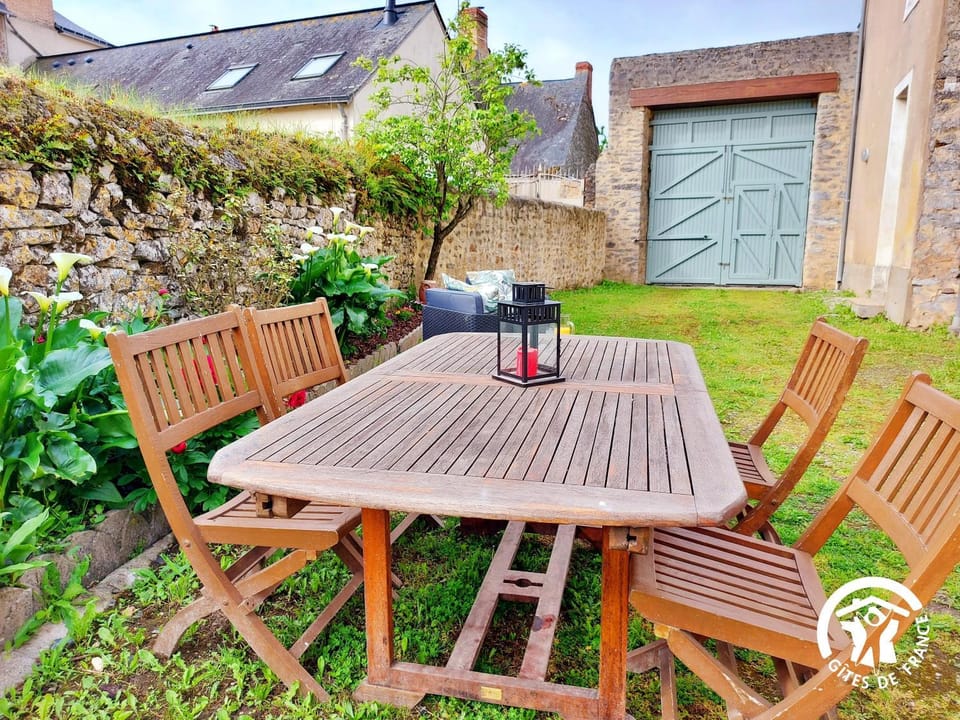 Patio, Garden