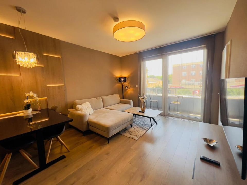 Karzo Property LU 209 Free Garage Apartment in Budapest