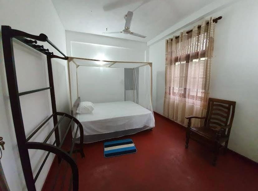 Juice Dogz Surf House Vacation rental in Ahangama