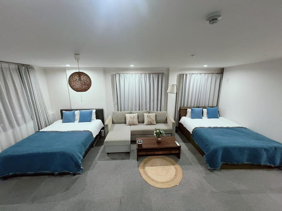5 Min to Ueno Direct to Shinjuku Spacious 57sqm Studio 3 Min Walk -2F Apartment in Japan