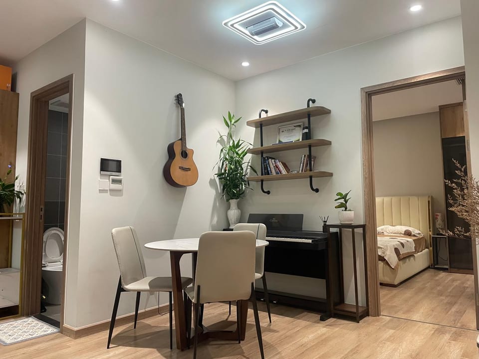 Luxury Apartment 2BR2WC, Landmark1, SwanLake-Ecopark Apartment in Vietnam