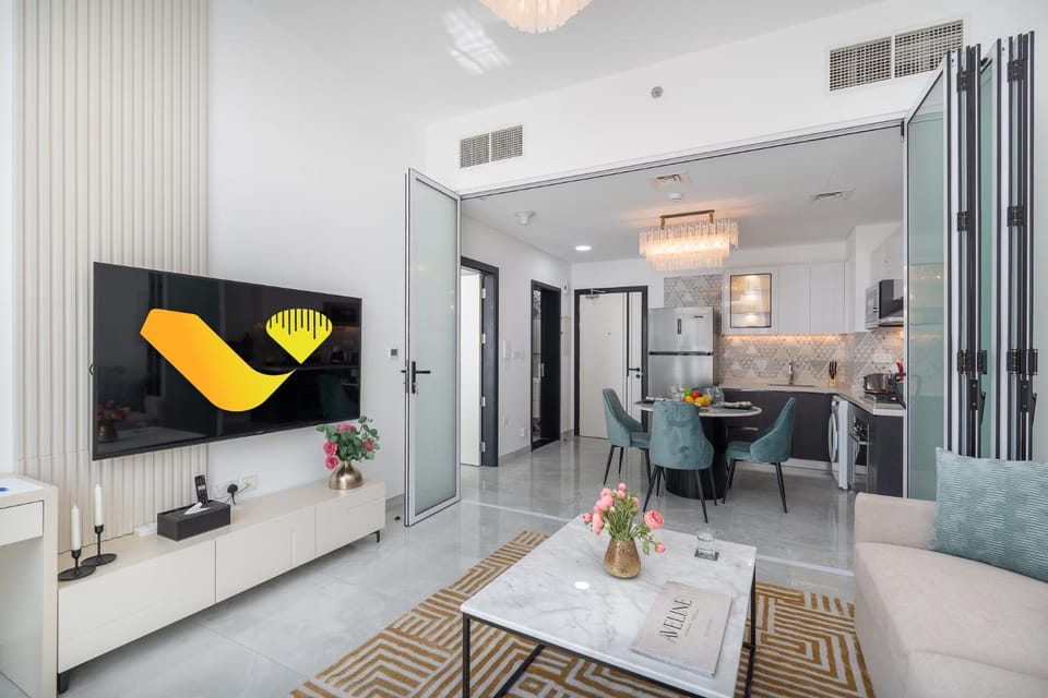 Communal lounge/ TV room, TV and multimedia, Kitchen or kitchenette, Living room, Dining area