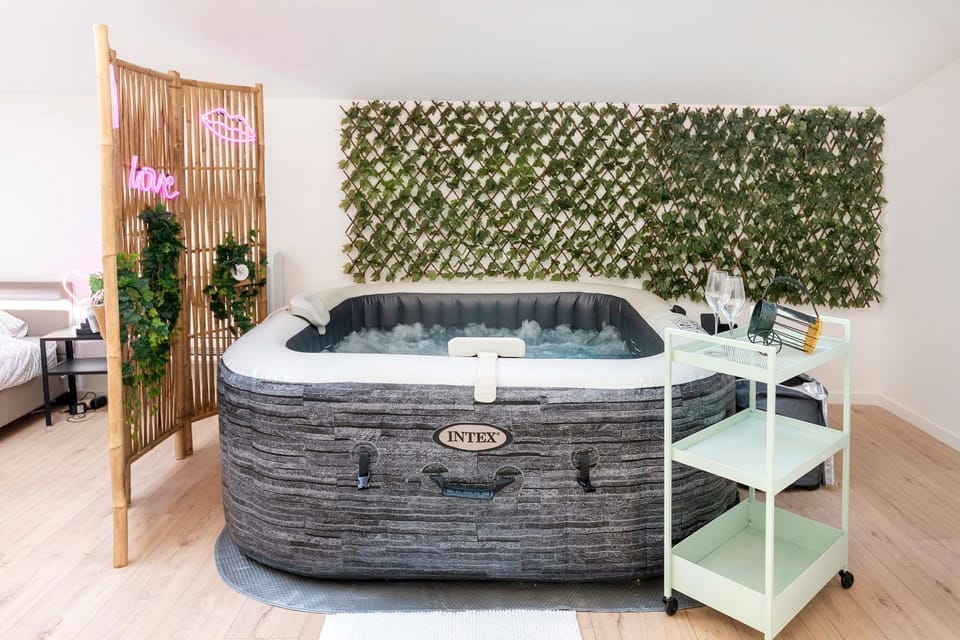 Le Léon - Wifi - 400m Gare Apartment in Île-de-France