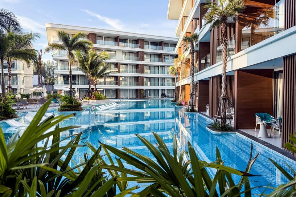Property building, Swimming pool