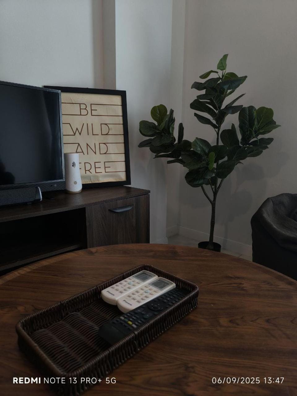 TV and multimedia, Text overlay