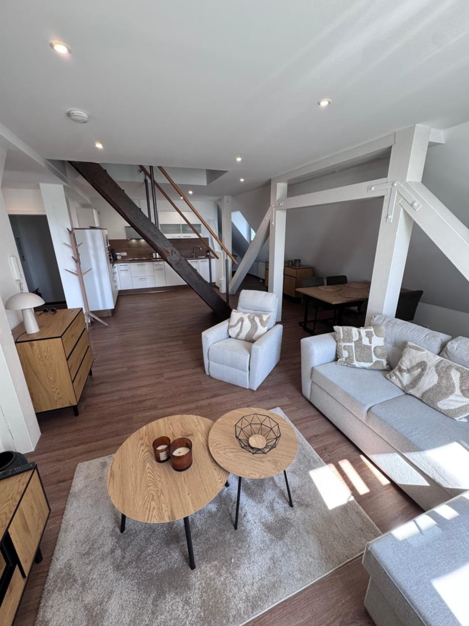 Kitchen or kitchenette, Living room, Photo of the whole room, Seating area, Dining area