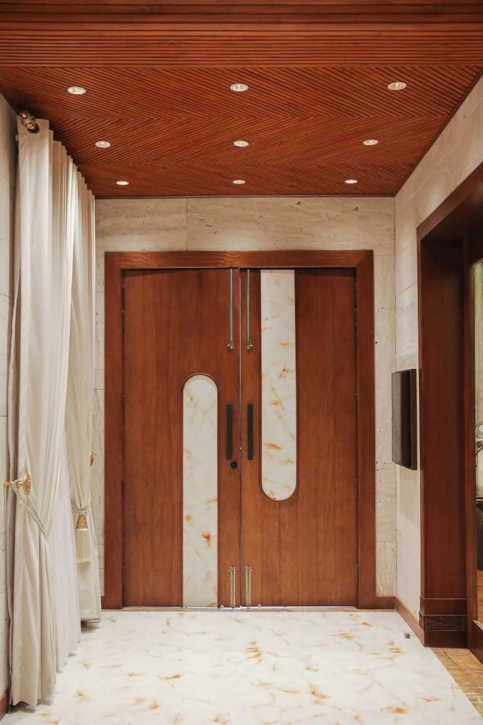 Luxury Guest House Bed and Breakfast in Islamabad