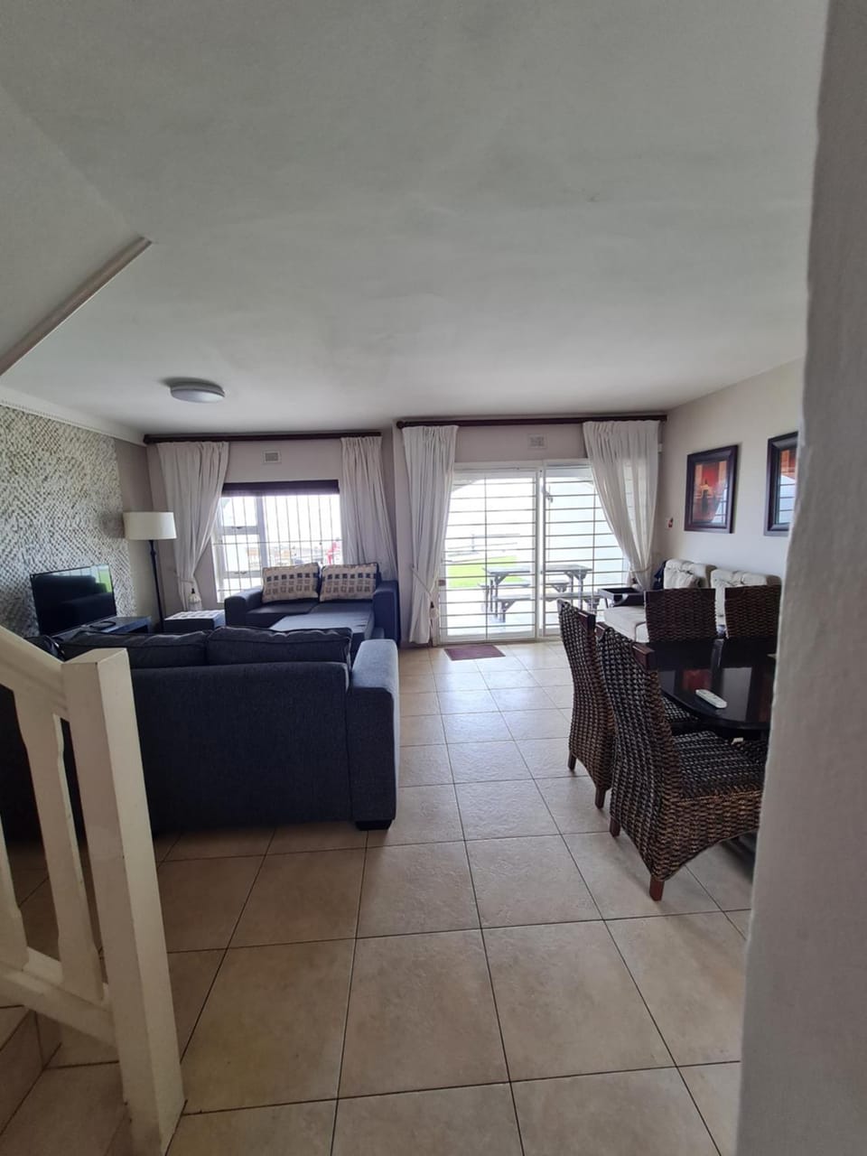 Living room, Dining area
