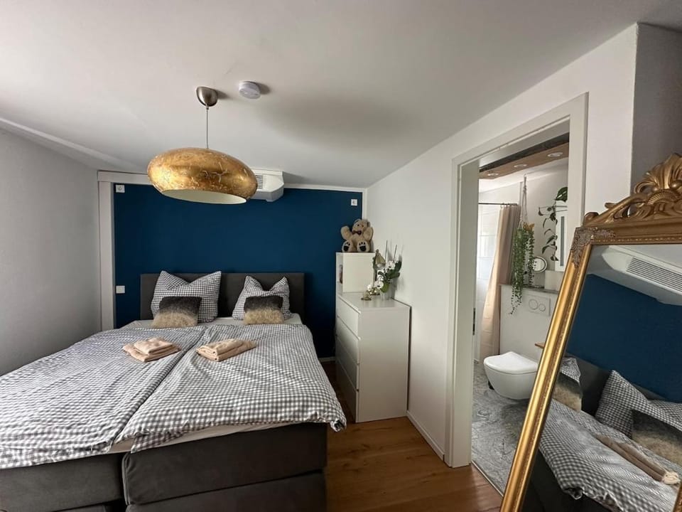 Bed, Bedroom, wardrobe