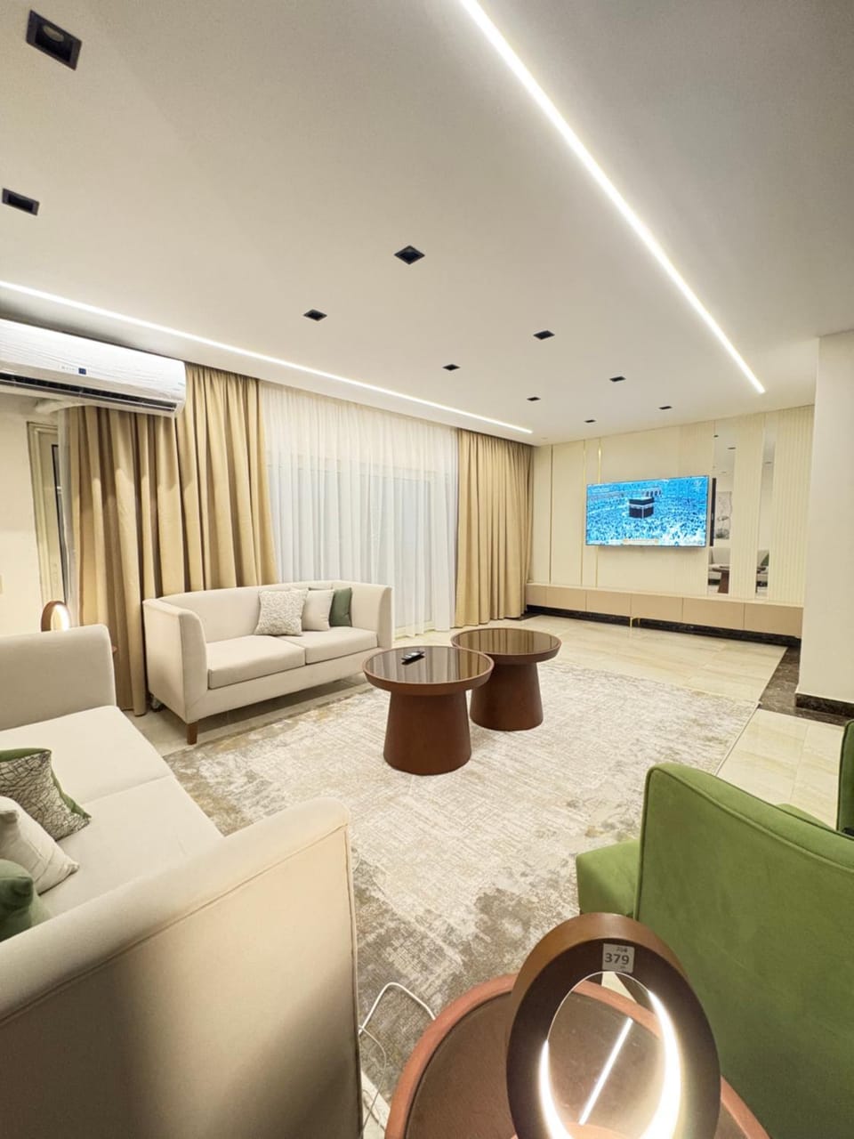 TV and multimedia, Living room, Photo of the whole room, Seating area