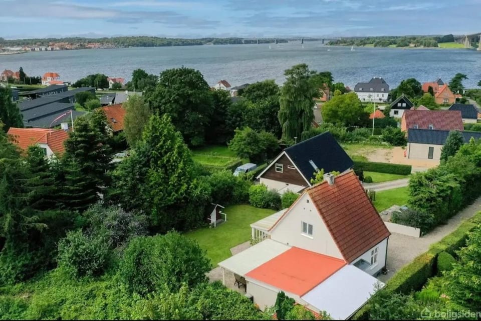 House by beach and forest - 6 people Villa in Middelfart