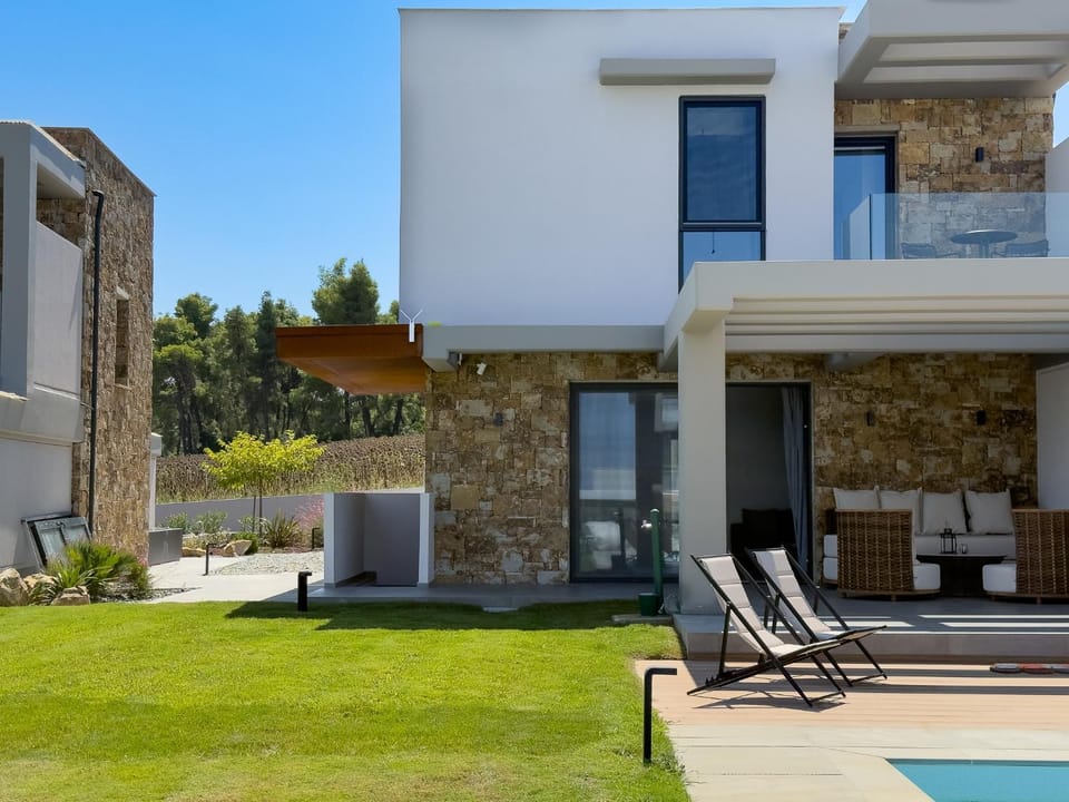 Property building, Garden