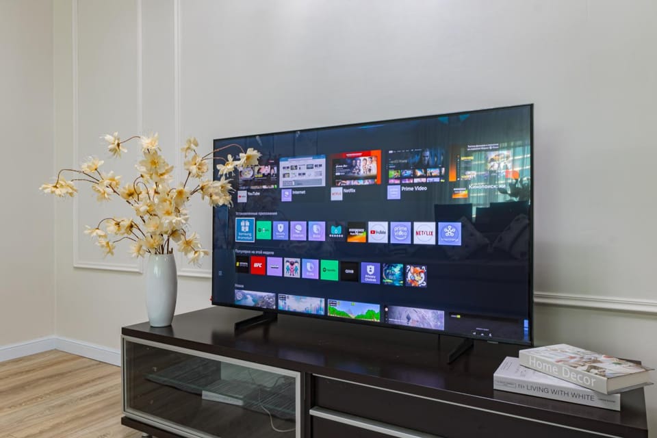 TV and multimedia, Evening entertainment