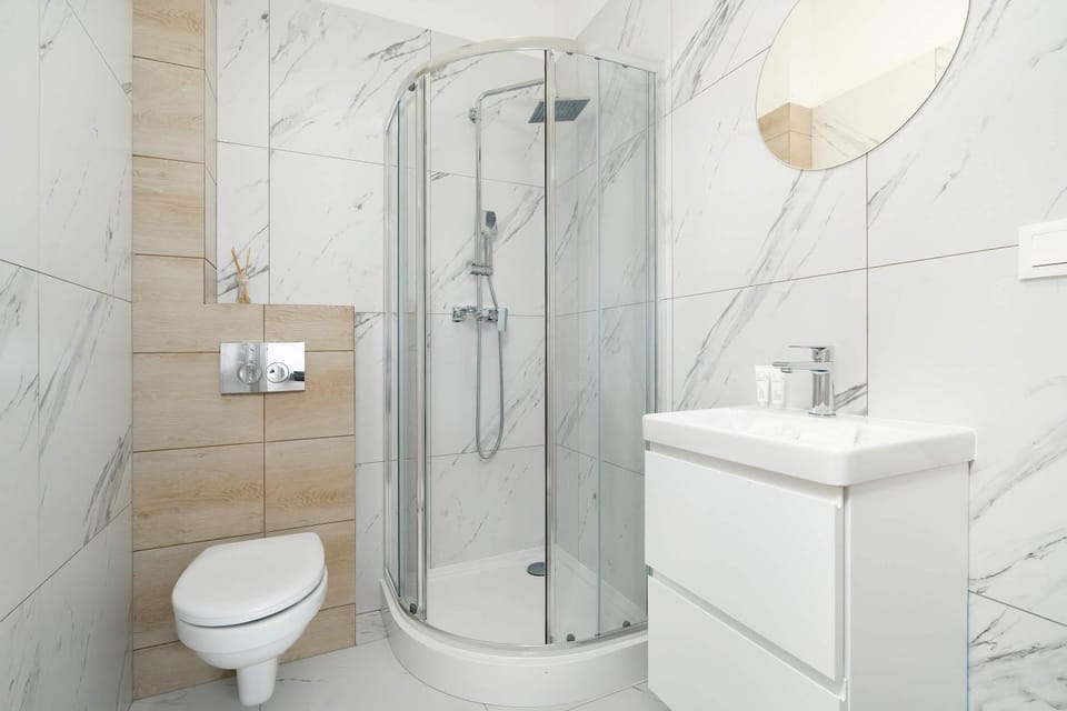 Shower, Bathroom
