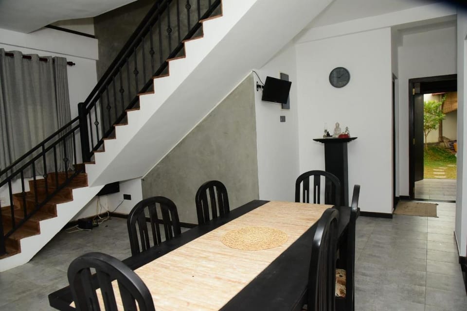Tranquile Viwe Apartment in Hikkaduwa