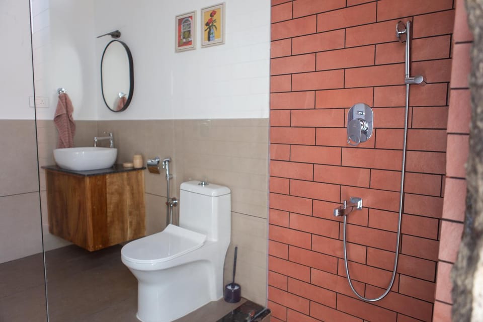 Shower, Toilet, Bathroom