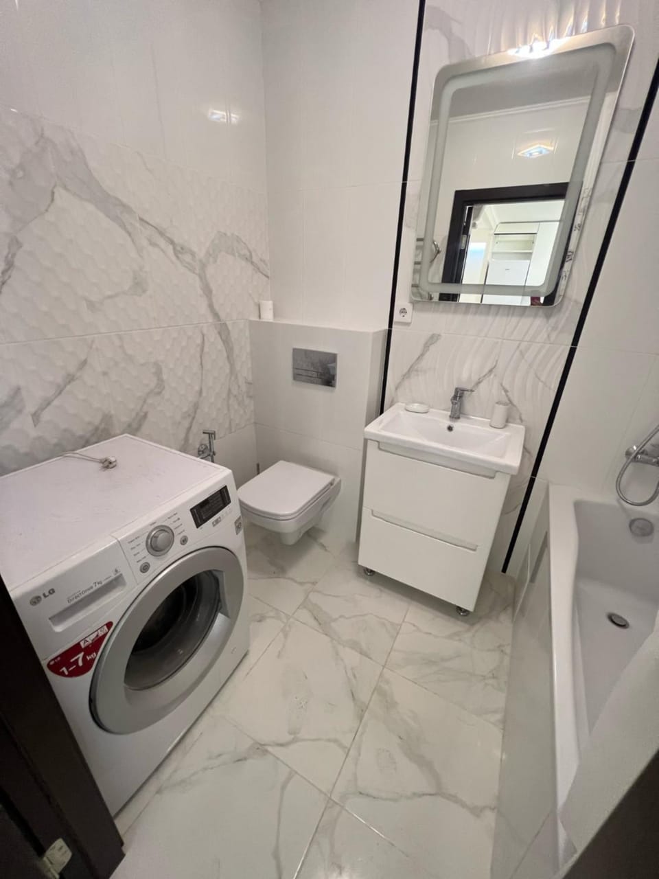 Green HOUSE апартаменти вул Зелена 204 новобуд Apartment in Lviv