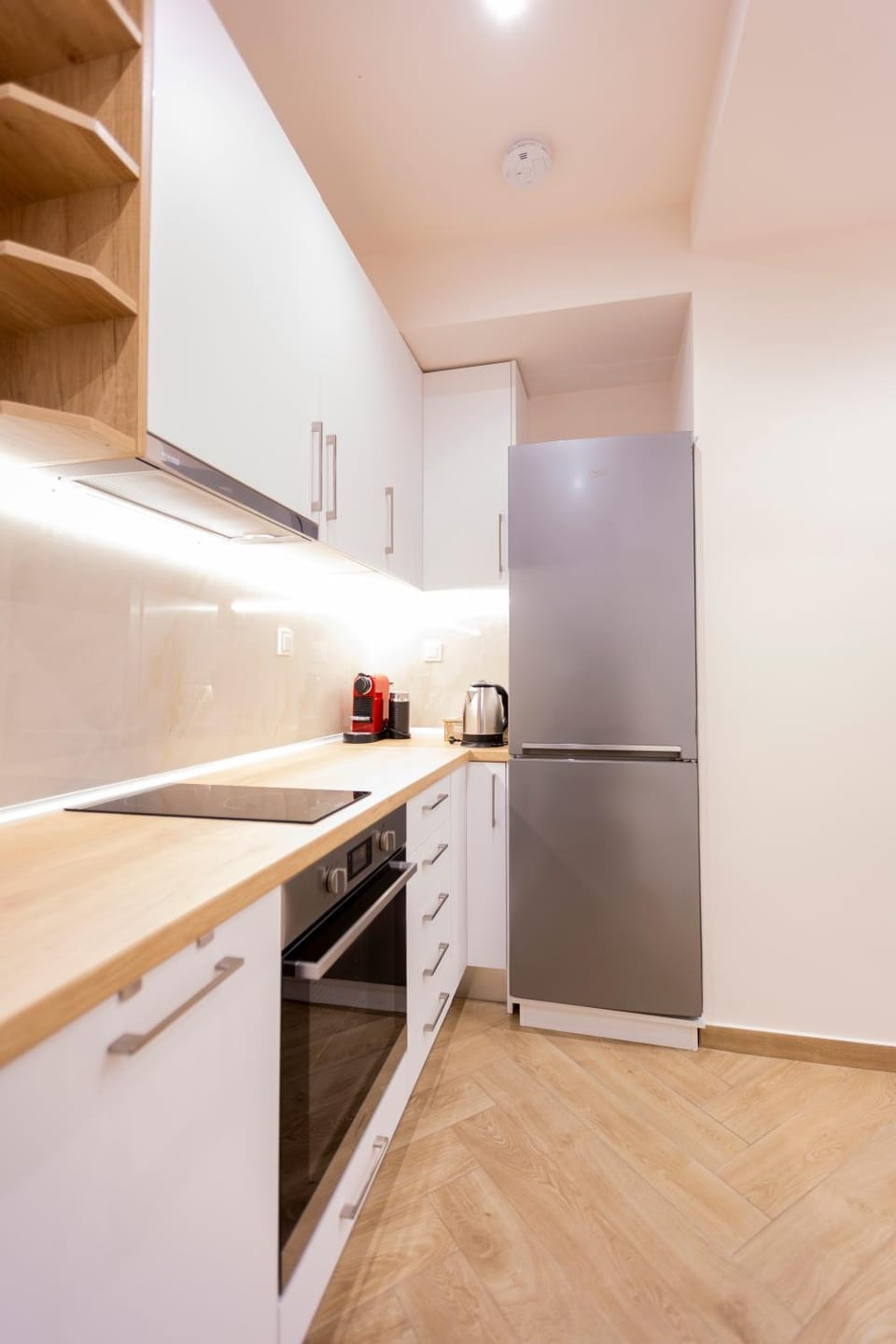 Coffee/tea facilities, kitchen
