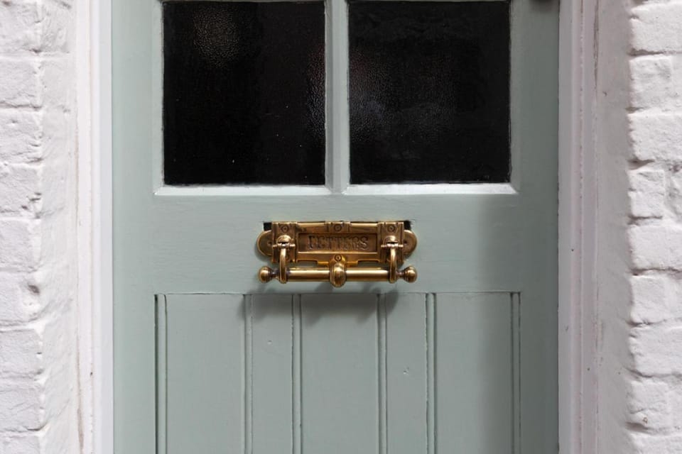 Property building, Facade/entrance