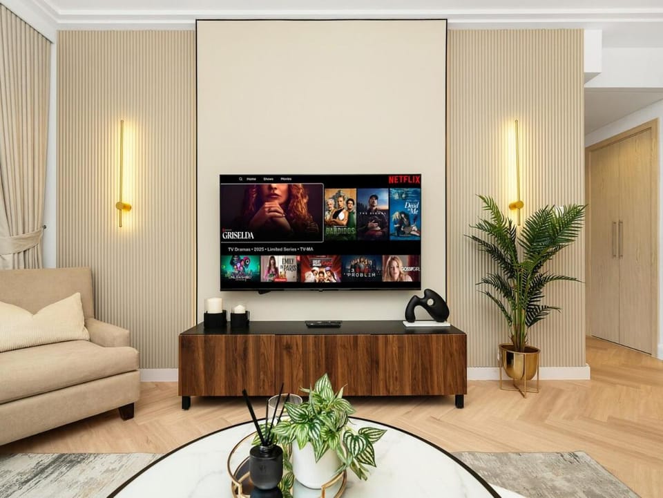 Kensington 1BR plus Study Burj View-Dubai Mall connect Apartment in Dubai