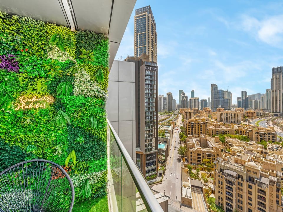 Neighbourhood, Balcony/Terrace, City view