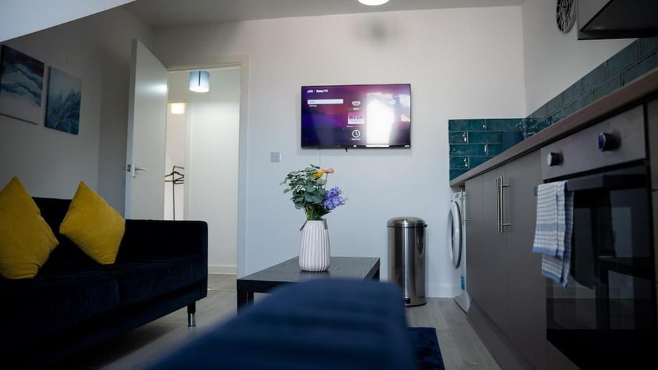 New Build cosy one bedroom - CDF Apartment in Cardiff