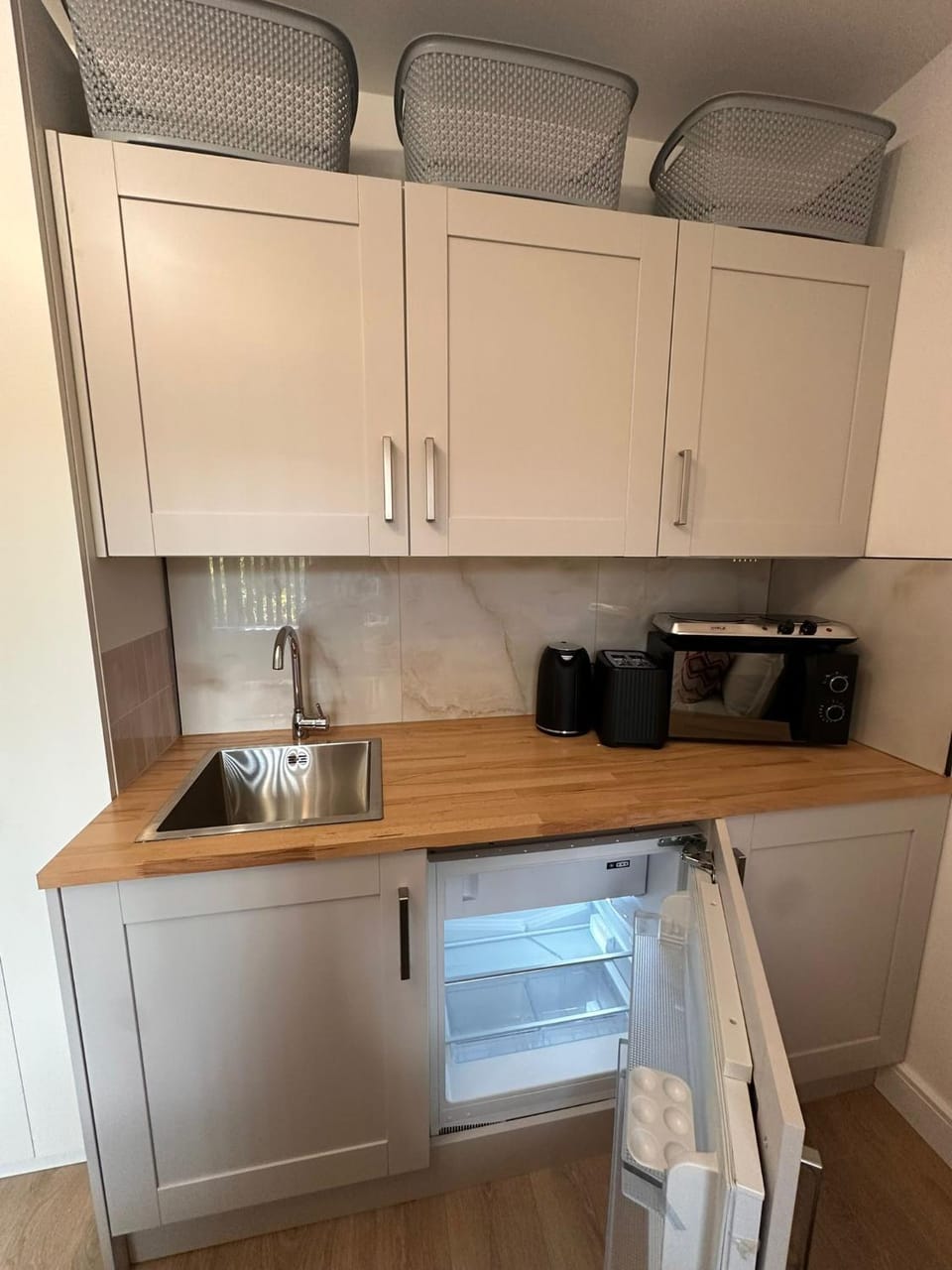 Luxury Self-Contained Studio near QE-Hospital R4 Vacation rental in Birmingham