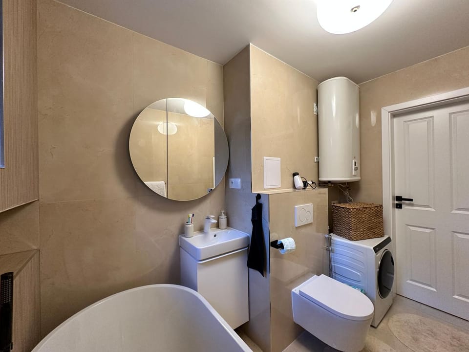 Toilet, Bathroom