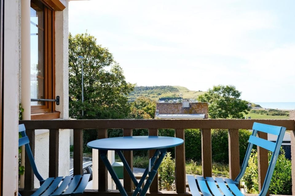 Patio, Natural landscape, View (from property/room), Balcony/Terrace, Dining area