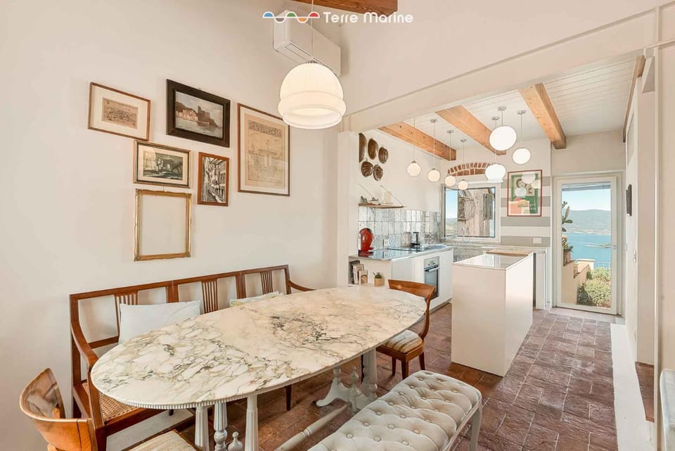 Luxury Penthouse, Terre Marine Apartment in Lerici