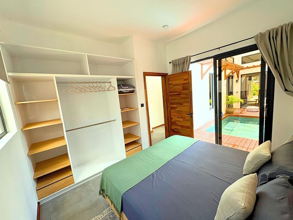 Bedroom, internet, towels, air conditioner
