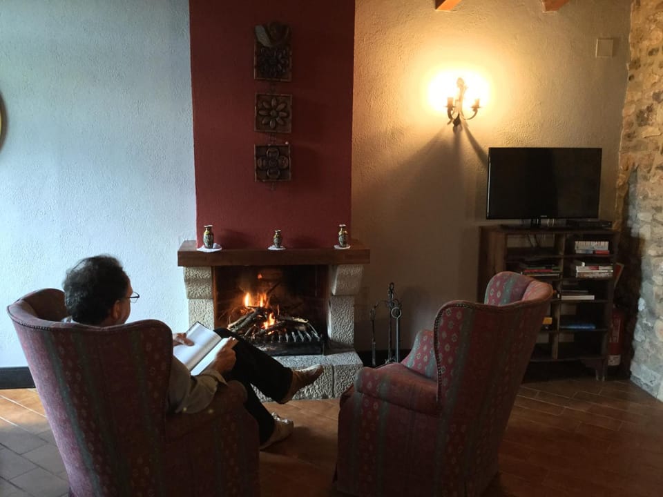 Living room, Decorative detail, Seating area