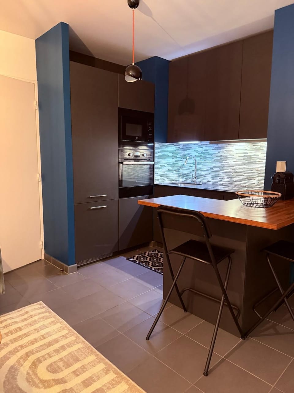 Parking sous terrain , 200 m de la gare RER, 30 min Gare du Nord Apartment in Île-de-France