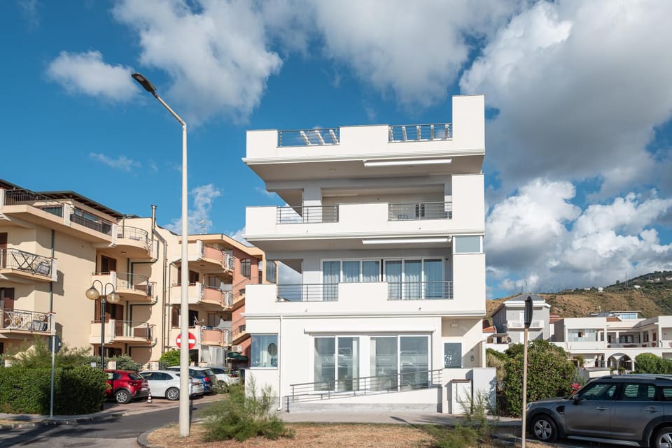 Property building, Neighbourhood, Street view