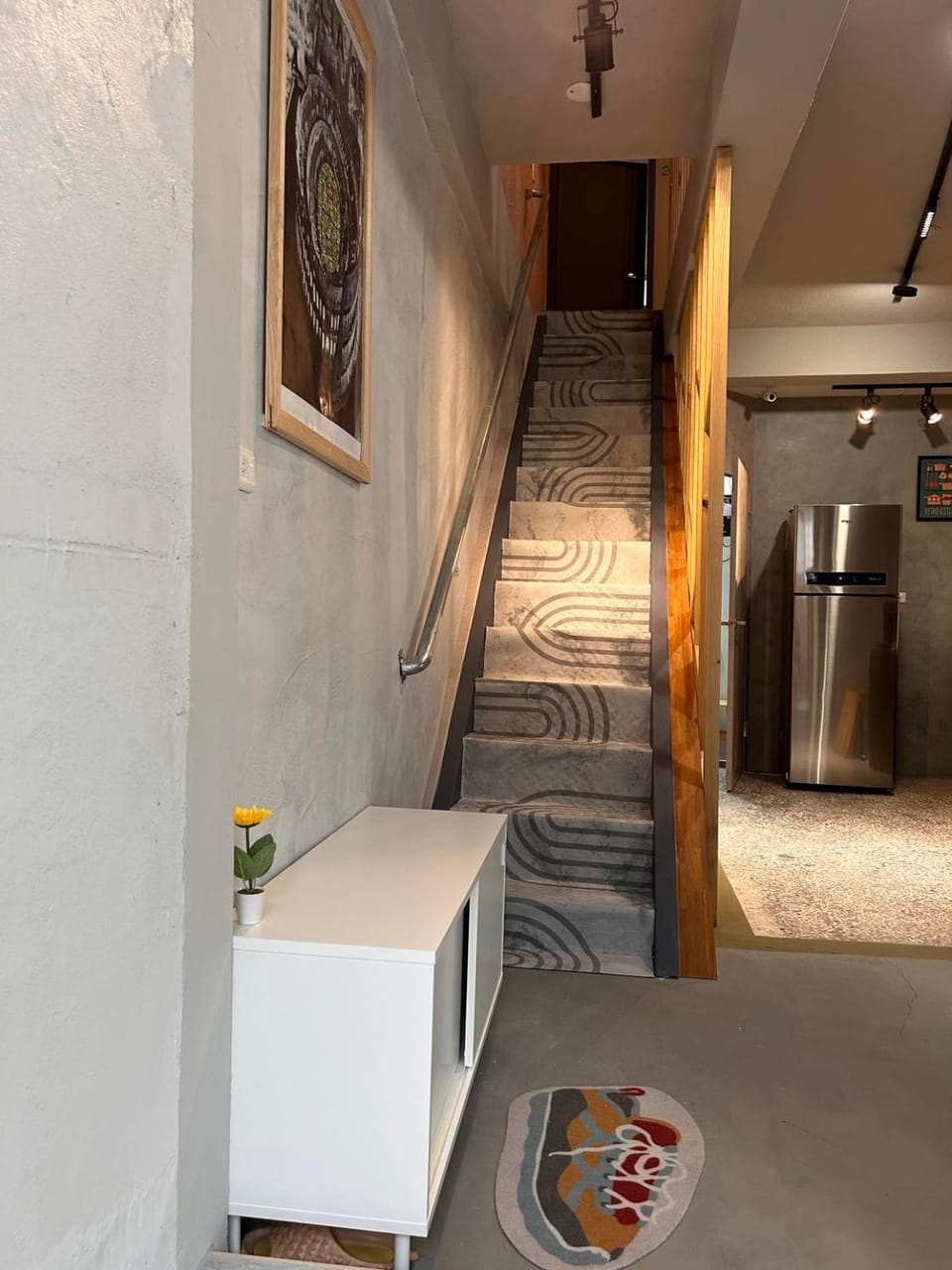 Kitchen or kitchenette, Internal: Not applicable to any particular room